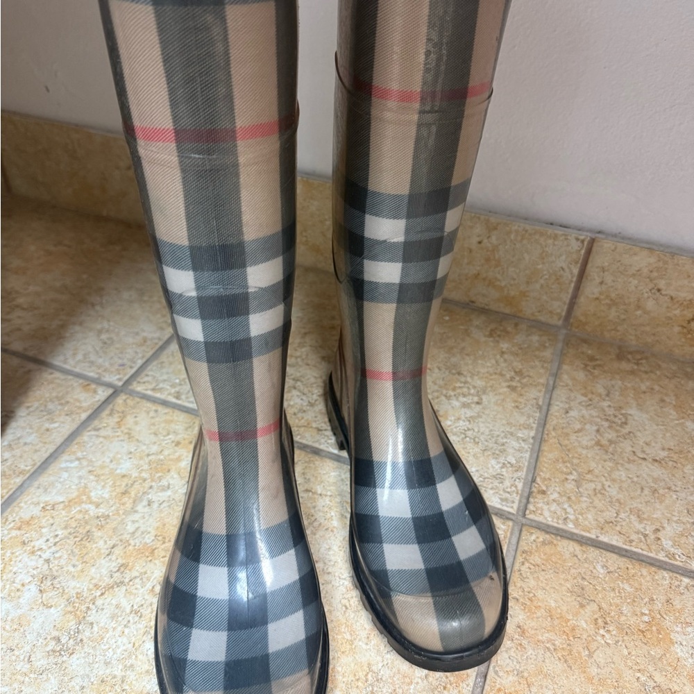 Burberry Black Winter Rain Boots